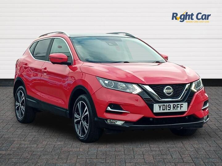 Nissan Qashqai 1.3 DIG-T N-Connecta Euro 6 (s/s) 5dr