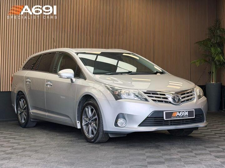 Toyota AVENSIS 2.0 D-4D Icon Tourer Euro 5 5dr