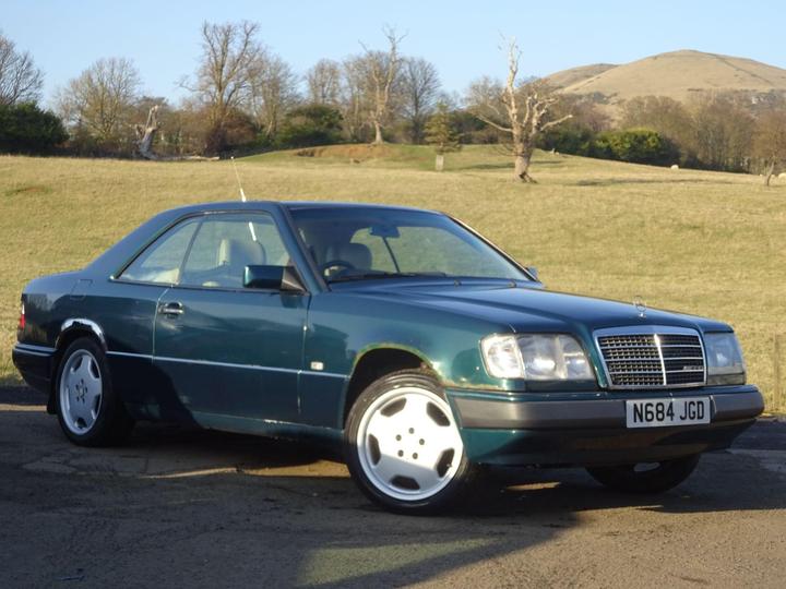 Mercedes-Benz E Class 2.2 E220 2dr