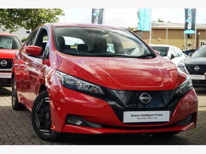 Nissan Leaf 39kWh Acenta Auto 5dr