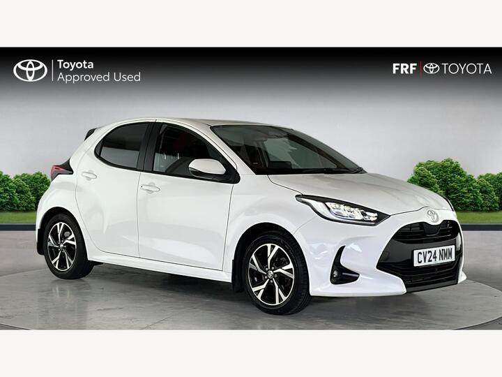 Toyota Yaris 1.5 VVT-h Design E-CVT Euro 6 (s/s) 5dr