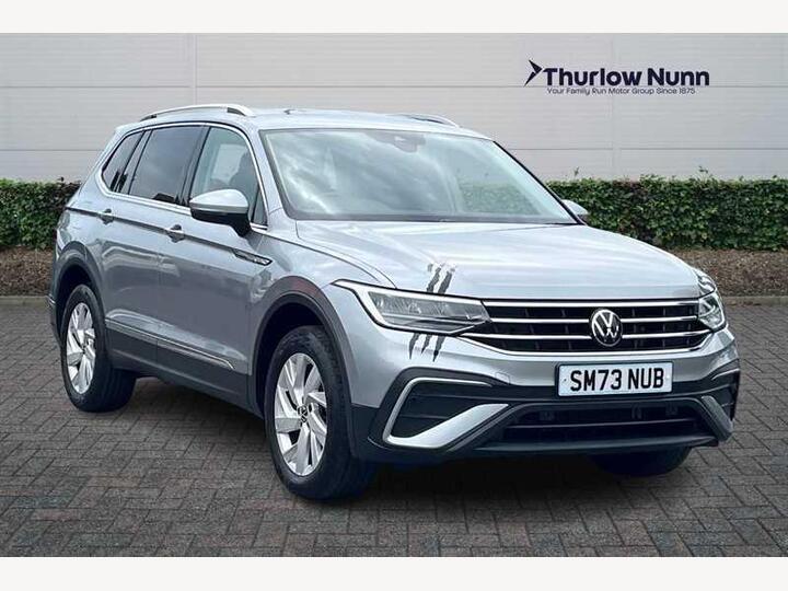 Volkswagen Tiguan Allspace 1.5 TSI Life DSG Euro 6 (s/s) 5dr Volkswagen Tiguan Allspace 1.5 TSI Life DSG Euro 6 (s/s) 5dr