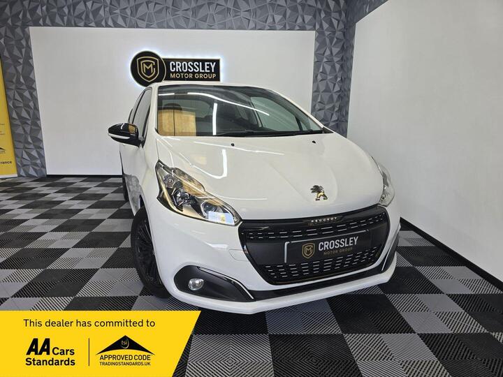 Peugeot 208 1.2 PureTech Black Edition Euro 6 3dr
