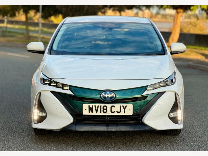 Toyota Prius 1.8 VVT 8.8kWh Business Edition Plus CVT Euro 6 (s/s) 5dr
