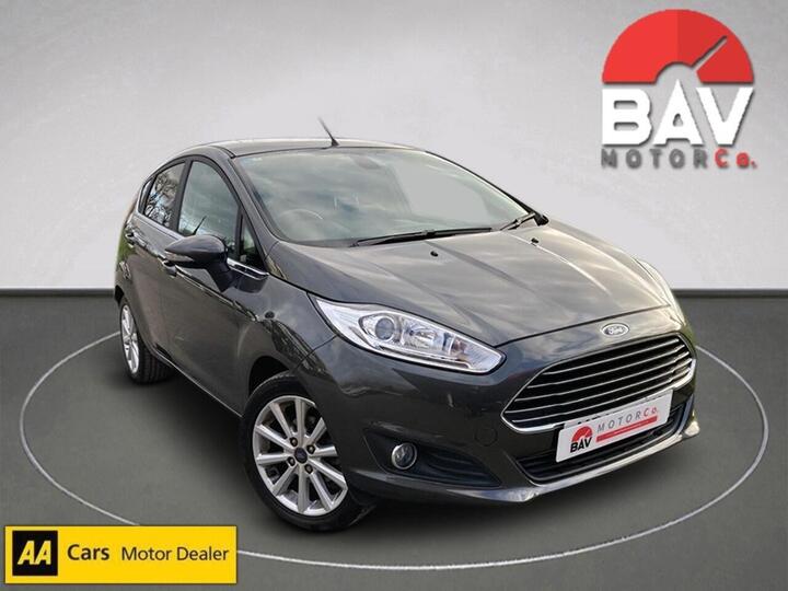 Ford Fiesta 1.0T EcoBoost Titanium Euro 6 (s/s) 5dr