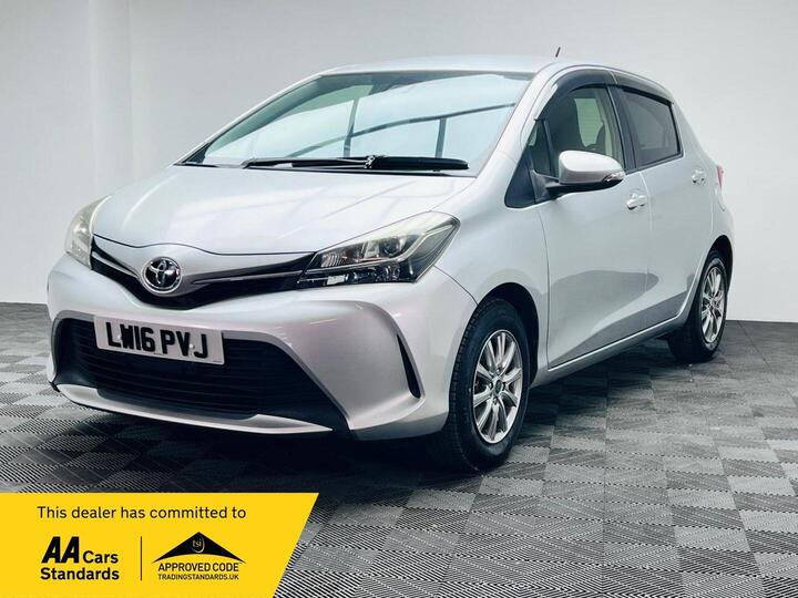 Toyota Yaris 1.33 Dual VVT-i Icon Plus Multidrive S Euro 5 5dr Toyota Yaris 1.33 Dual VVT-i Icon Plus Multidrive S Euro 5 5dr