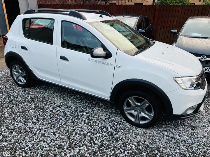 Dacia Sandero Stepway 0.9 TCe Laureate Euro 6 (s/s) 5dr