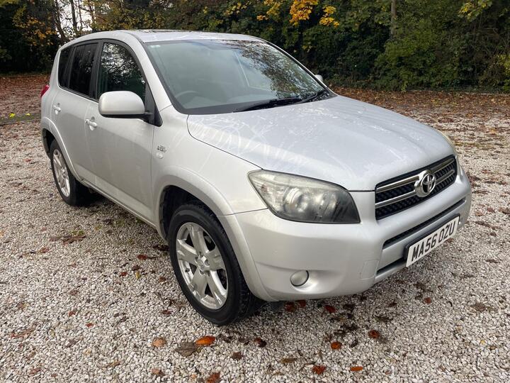 Toyota RAV4 2.2 D-4D T180 4WD 5dr