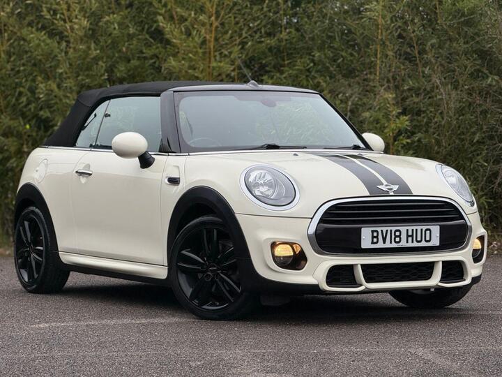 MINI CONVERTIBLE 1.5 Cooper Euro 6 (s/s) 2dr MINI CONVERTIBLE 1.5 Cooper Euro 6 (s/s) 2dr