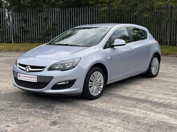 Vauxhall ASTRA HATCHBACK 1.4 16v Excite Euro 5 5dr