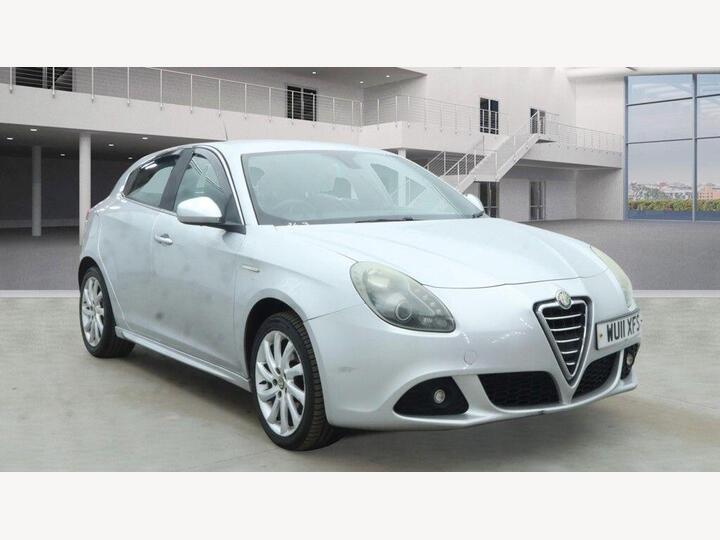 Alfa Romeo Giulietta 2.0 JTDM-2 Veloce Euro 5 (s/s) 5dr