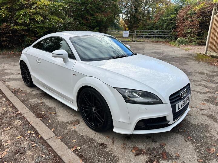 Audi TT 2.0 TFSI Black Edition Euro 5 (s/s) 3dr