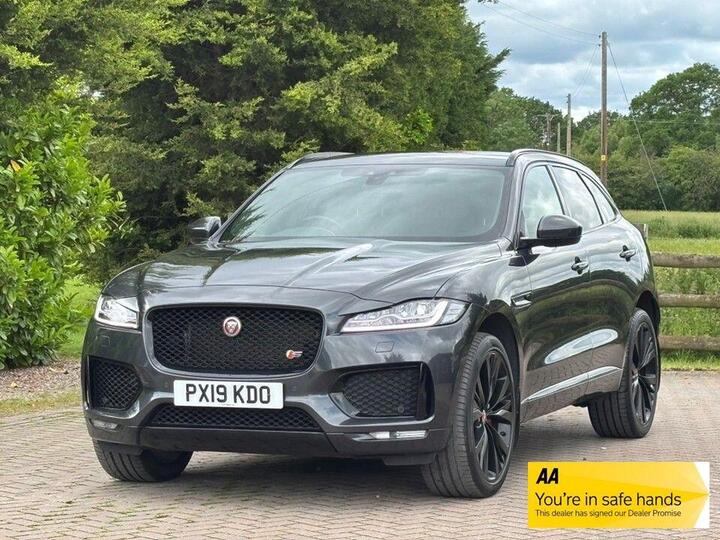 Jaguar F-PACE 3.0 D300 V6 S Auto AWD Euro 6 (s/s) 5dr