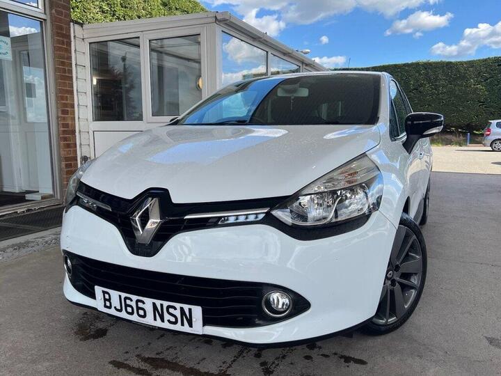 Renault CLIO 1.5 DCi Dynamique S Nav Euro 6 (s/s) 5dr