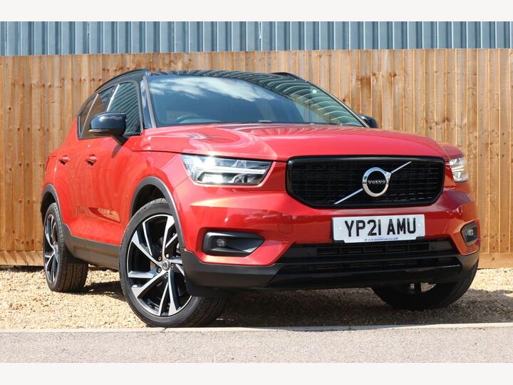 Volvo XC40 1.5h T4 Recharge 10.7kWh R-Design Auto Euro 6 (s/s) 5dr