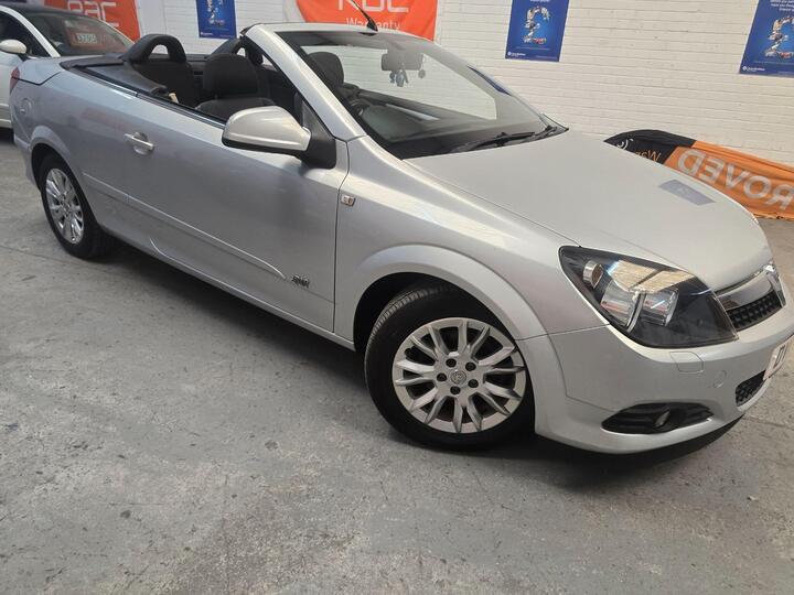 Vauxhall Astra 1.8i 16v Sport Twin Top 2dr