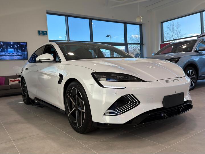 BYD Seal 82.5kWh Design Auto 4dr