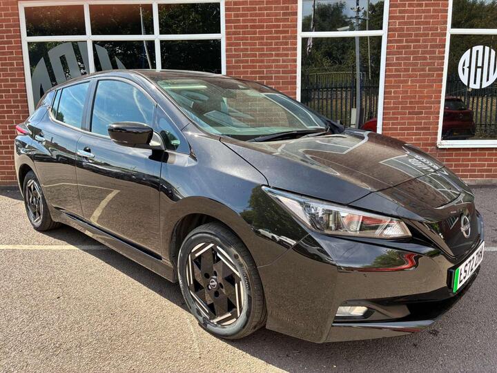 Nissan LEAF 39kWh Acenta Auto 5dr
