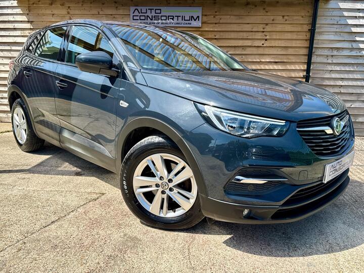 Vauxhall Grandland X 1.2 Turbo SE Euro 6 (s/s) 5dr