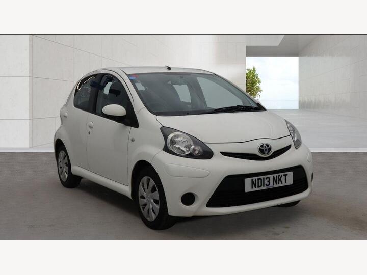 Toyota AYGO 1.0 VVT-i Ice Euro 5 5dr
