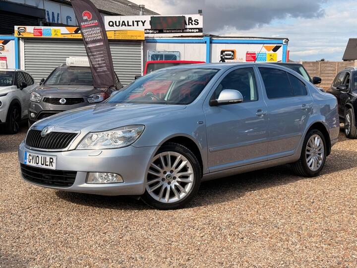 Skoda Octavia 1.8 TSI Laurin & Klement DSG Euro 4 5dr Skoda Octavia 1.8 TSI Laurin & Klement DSG Euro 4 5dr