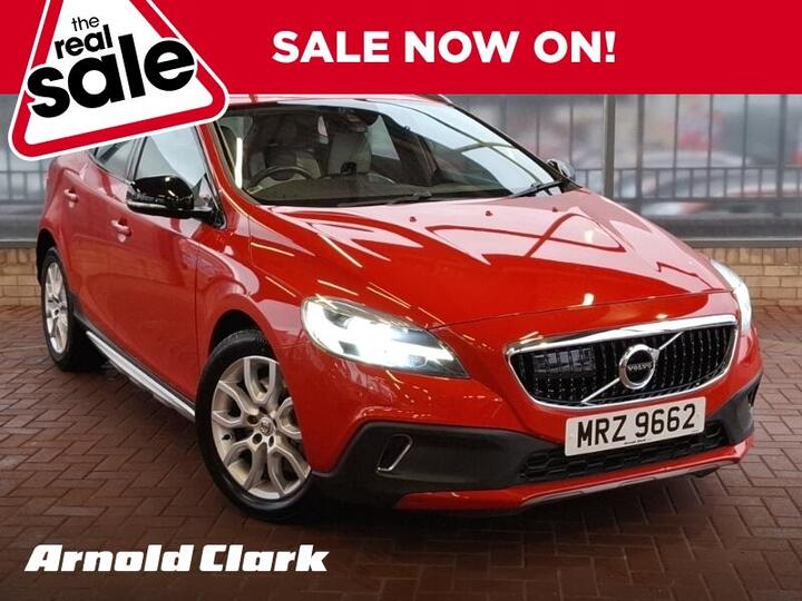Volvo V40 Cross Country 1.5 T3 Pro Auto Euro 6 (s/s) 5dr
