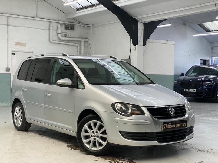 Volkswagen Touran 2.0 TDI Match DSG 5dr (7 Seats)