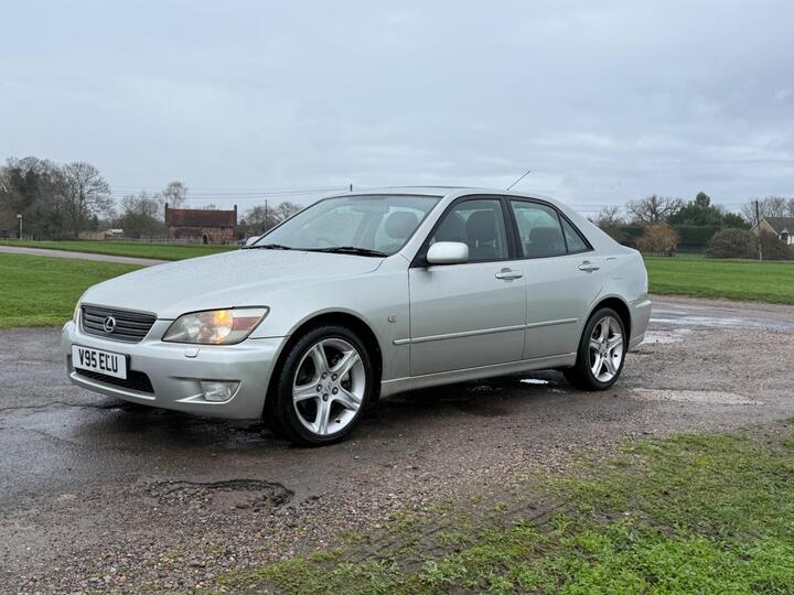 Lexus IS 2.0 200 SE 4dr