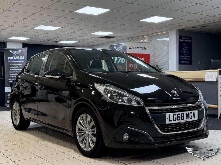Peugeot 208 1.2 PureTech Signature Euro 6 (s/s) 5dr