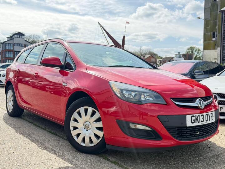 Vauxhall Astra 1.6 16V Exclusiv Sports Tourer Auto Euro 5 5dr
