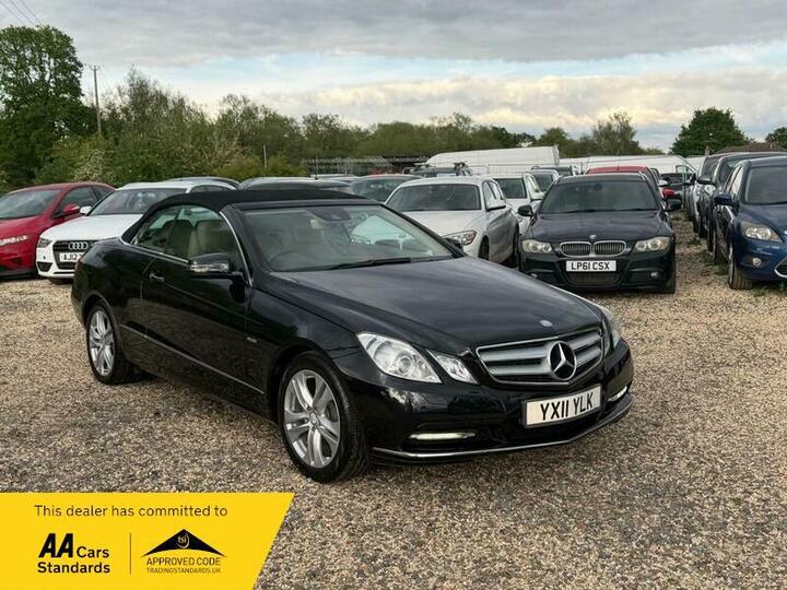 Mercedes-Benz E Class 2.1 E220 CDI BlueEfficiency SE Cabriolet Tiptronic Euro 5 2dr