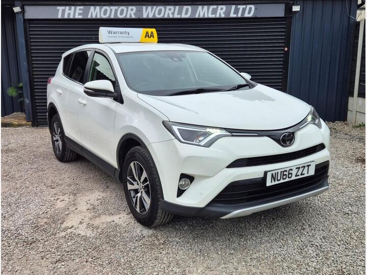 Toyota RAV4 2.0 D-4D Business Edition Euro 6 (s/s) 5dr (Safety Sense, Nav)