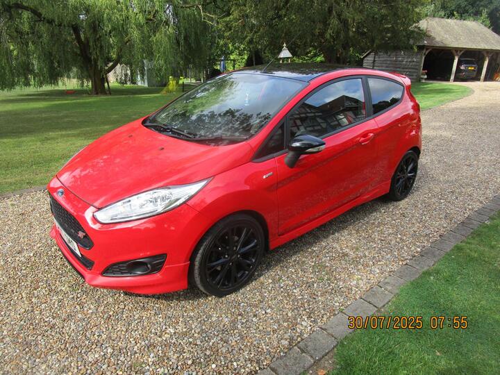Ford Fiesta 1.0T EcoBoost ST-Line Euro 6 (s/s) 3dr