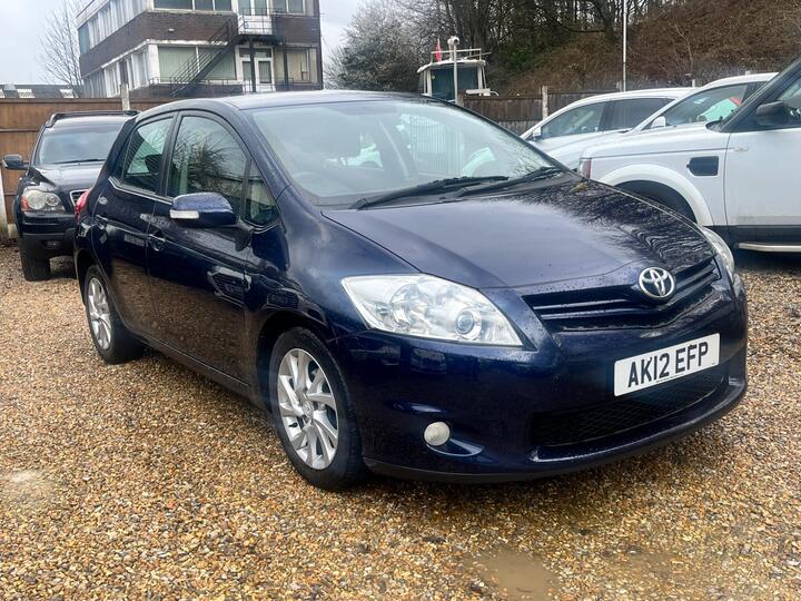 Toyota Auris 1.4 D-4D TR Euro 5 5dr Toyota Auris 1.4 D-4D TR Euro 5 5dr