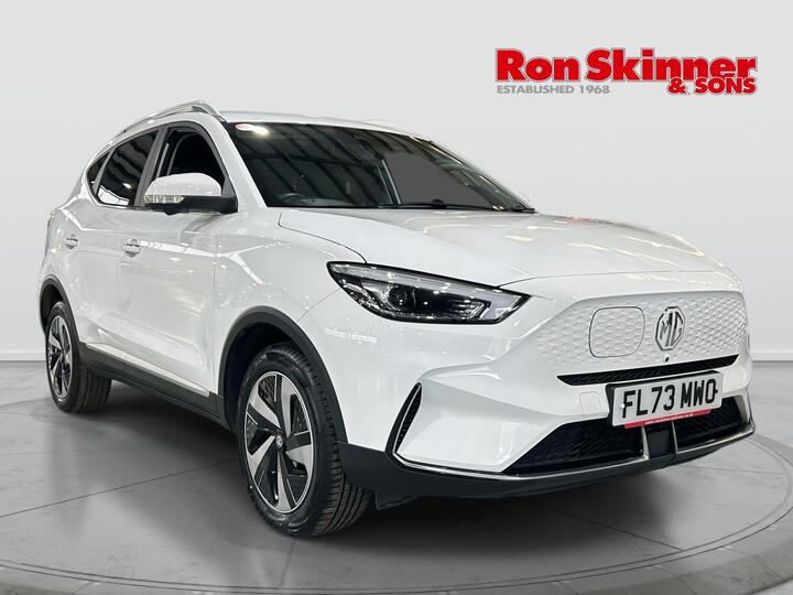 MG MG ZS 51.1kWh Trophy Connect Auto 5dr