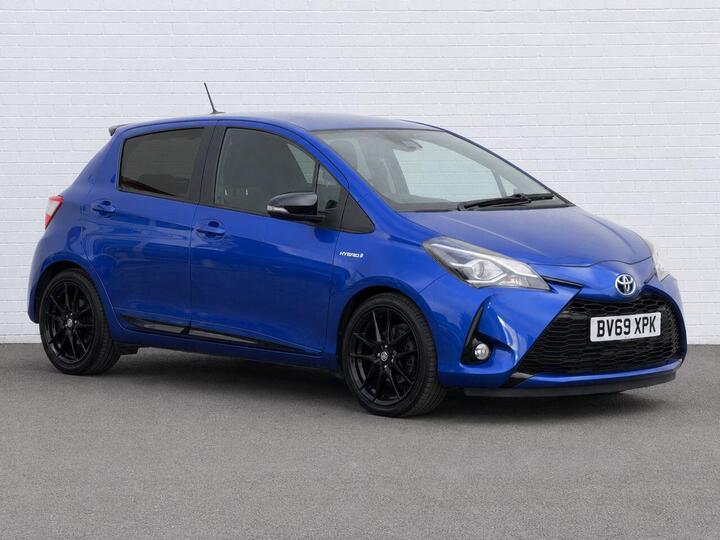 Toyota YARIS 1.5 VVT-h GR SPORT E-CVT Euro 6 (s/s) 5dr