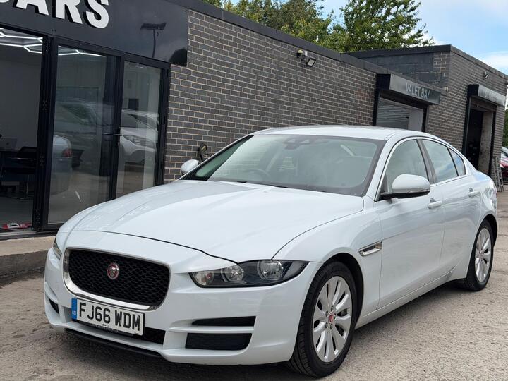 Jaguar XE 2.0d Prestige Euro 6 (s/s) 4dr