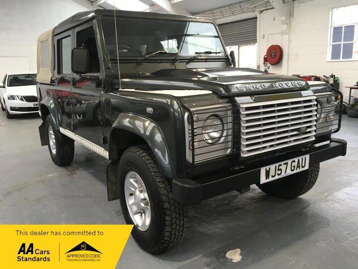 Land Rover Defender 110 XS LWB DOUBLE CAB PICK UP Land Rover Defender 110 XS LWB DOUBLE CAB PICK UP