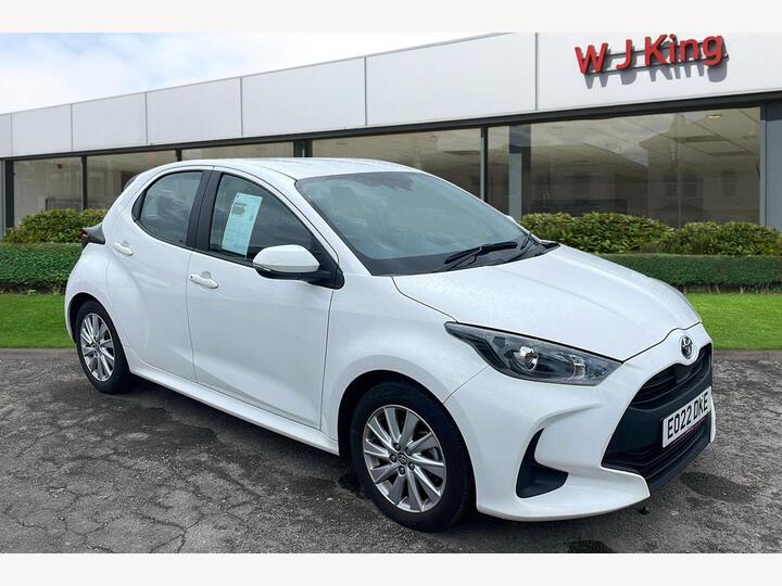 Toyota Yaris 1.5 VVT-h Icon E-CVT Euro 6 (s/s) 5dr