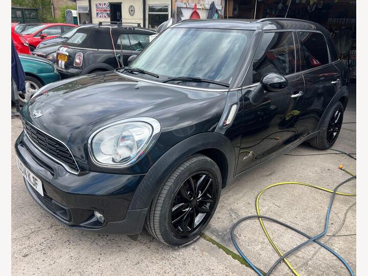 MINI Countryman 2.0 Cooper SD Auto ALL4 Euro 5 5dr MINI Countryman 2.0 Cooper SD Auto ALL4 Euro 5 5dr
