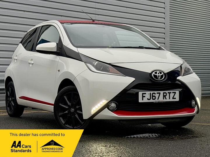 Toyota AYGO 1.0 VVT-i X-press Euro 6 5dr Toyota AYGO 1.0 VVT-i X-press Euro 6 5dr