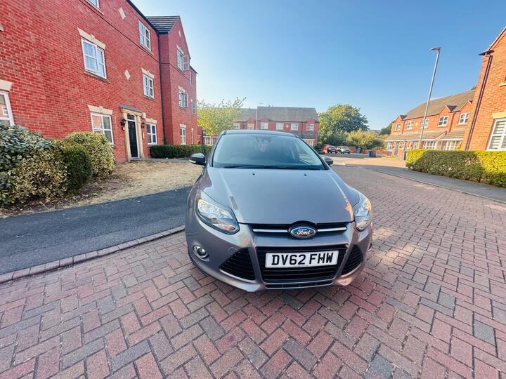 Ford Focus 1.0T EcoBoost Titanium Euro 5 (s/s) 5dr
