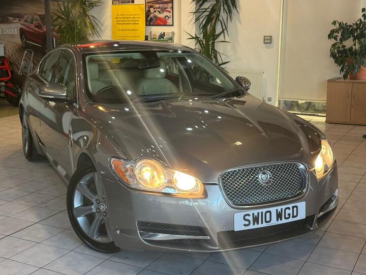 Jaguar XF 3.0d V6 Luxury Auto Euro 5 4dr