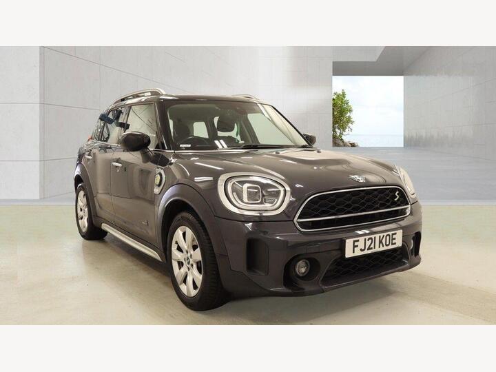 MINI COUNTRYMAN 1.5 10kWh Cooper SE Classic Auto ALL4 Euro 6 (s/s) 5dr
