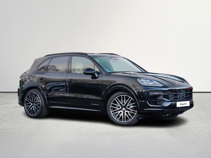 Porsche Cayenne 3.0 V6 E-Hybrid 25.9kWh Black Edition TiptronicS 4WD Euro 6 (s/s) 5dr