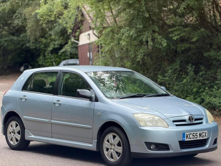 Toyota Corolla 1.6 VVT-i Colour Collection 5dr
