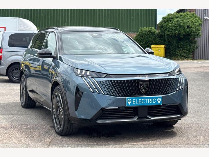 Peugeot E-5008 73kWh GT Auto 5dr