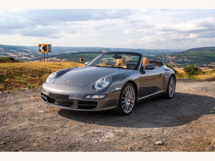 Porsche 911 Carrera 4s