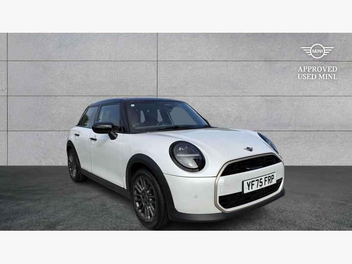 MINI Hatch 1.5C Exclusive Steptronic Euro 6 (s/s) 5dr