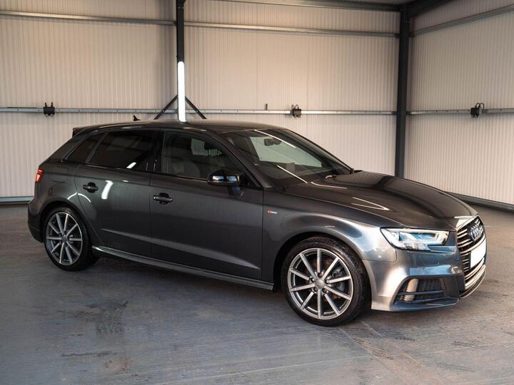 Audi A3 1.5 TFSI CoD 35 Black Edition Sportback S Tronic Euro 6 (s/s) 5dr
